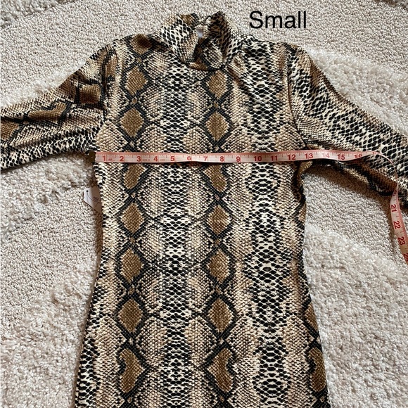 Snakeskin animal print sexy mini dress NWT small large - Picture 5 of 16